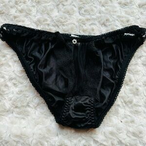 Vive La Difference Black Lace Vintage Sheer Underwear Undies Panties Small NEW